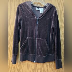 Cute black velvet zip up hoodie. Very soft. Good condition. Size small.